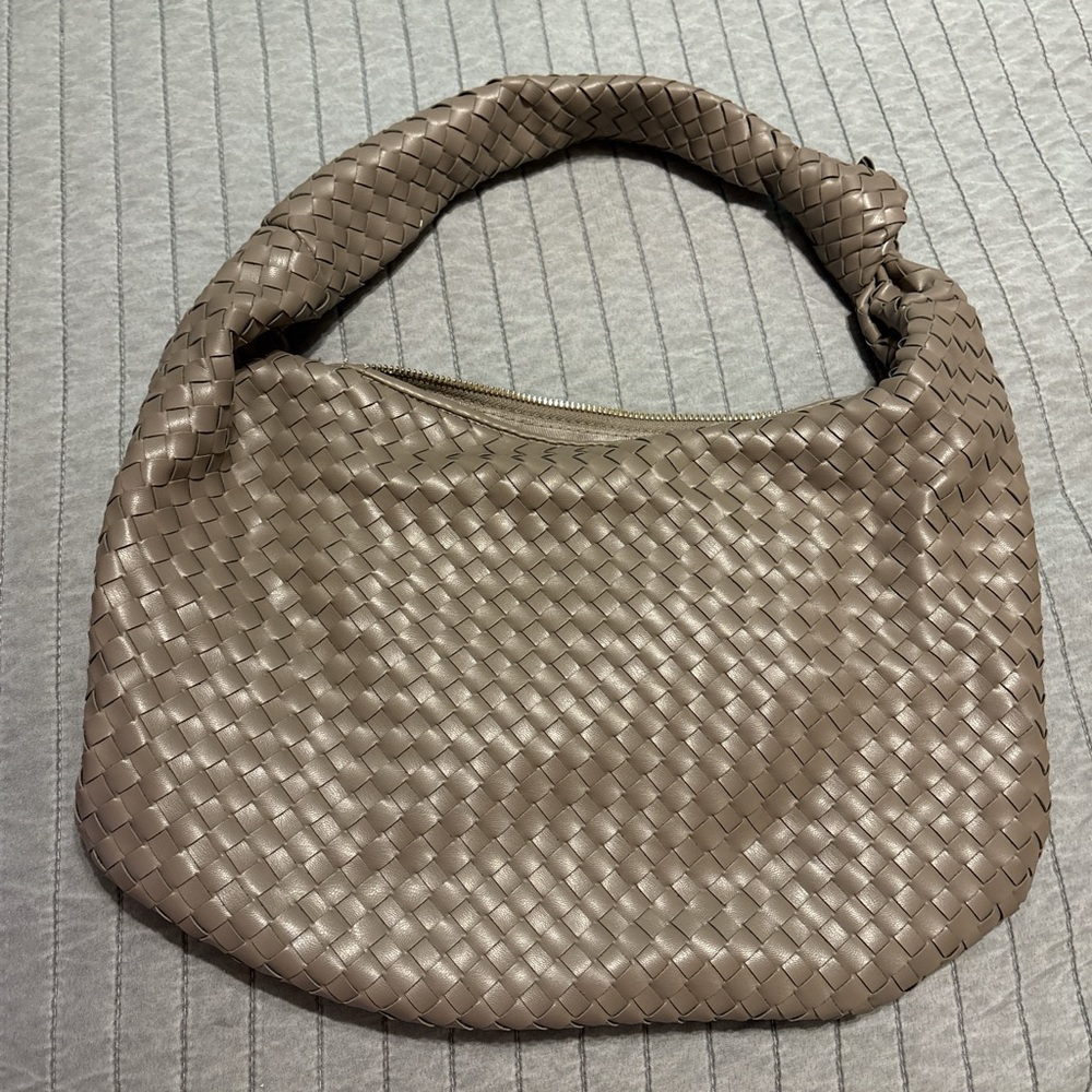 Elegant Brown Woven Hobo Bag